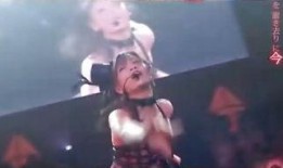 吊袜带之夜在线观看,激情燃烧的夜晚，在线观看带你领略异域风情