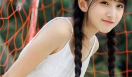 抖音上吃瓜娱乐的十三姨,十三姨带你吃瓜娱乐，揭秘网红幕后故事