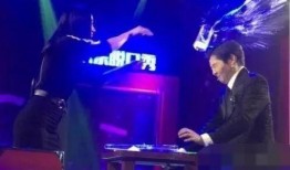 相声主持人爆料新闻视频,独家爆料新闻视频幕后故事