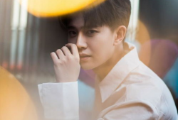 任嘉伦爆料视频,揭秘明星幕后生活点滴