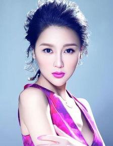 娱乐圈吃瓜背景图女主,揭秘“吃瓜女神”背后的故事